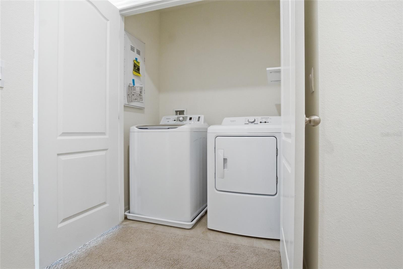 BRENTWOOD TWNHMS PH 1 - Residential