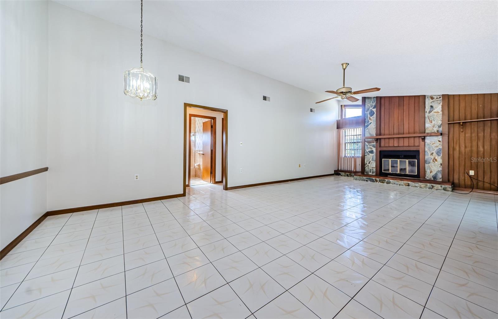 HIGHLANDS - Residential