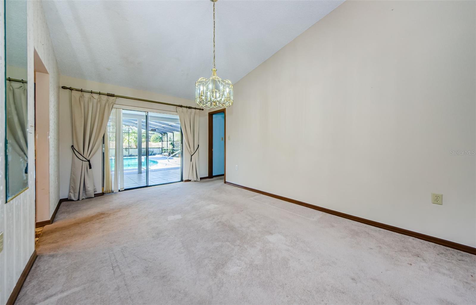 HIGHLANDS - Residential