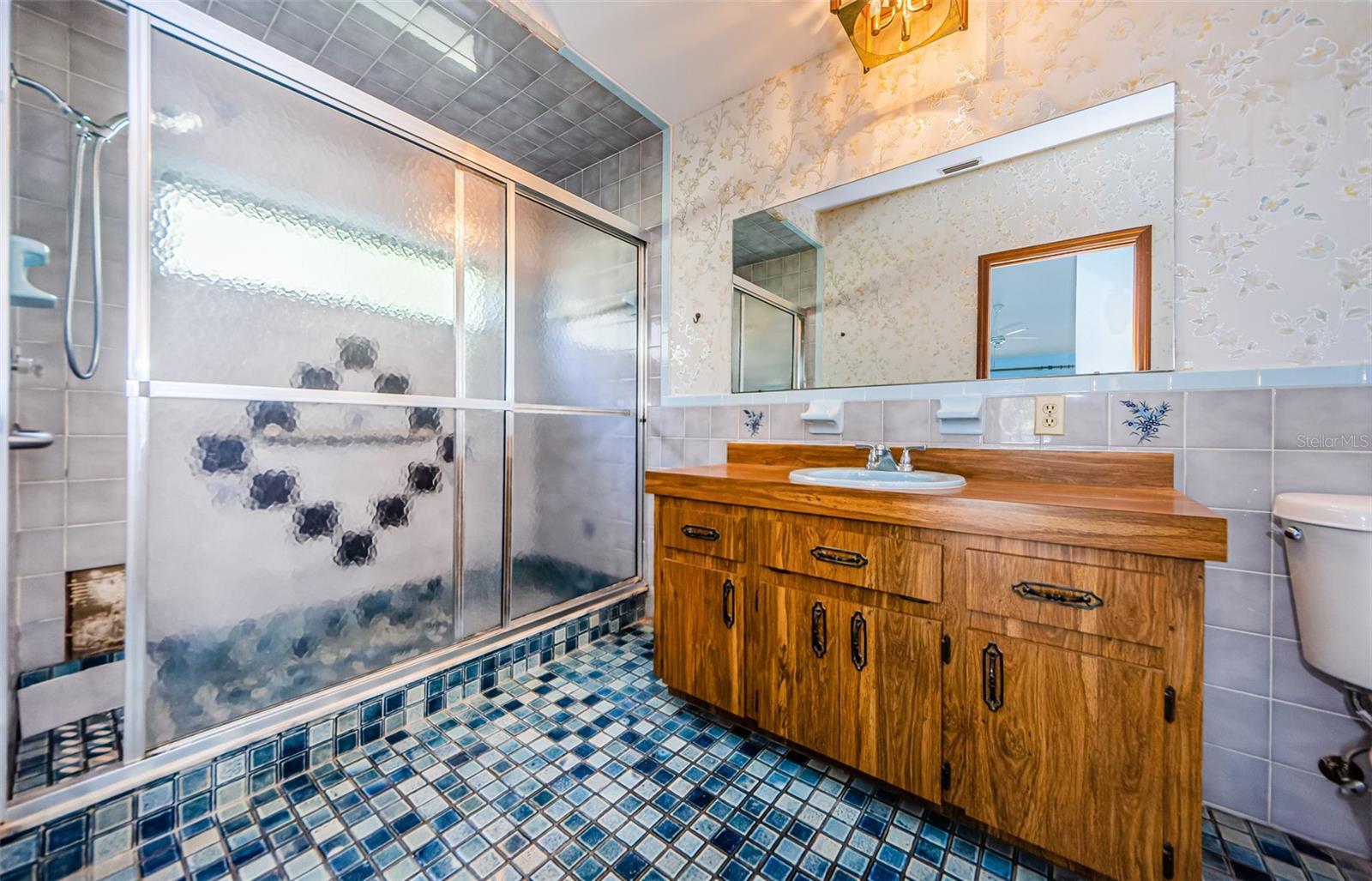 HIGHLANDS - Residential