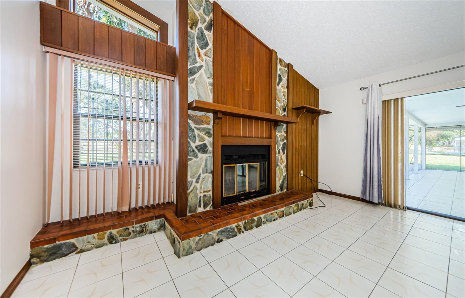 HIGHLANDS - Residential