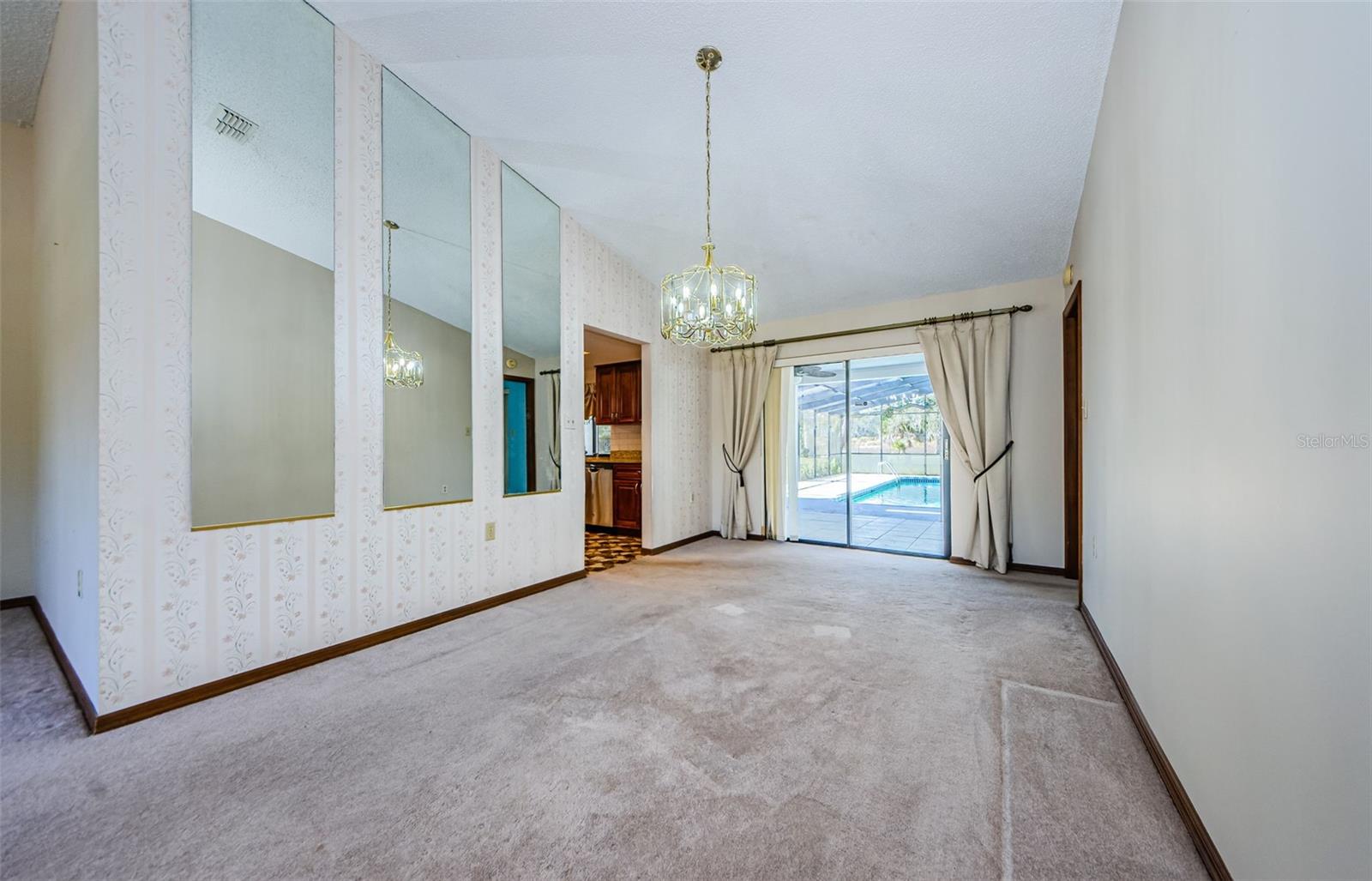 HIGHLANDS - Residential