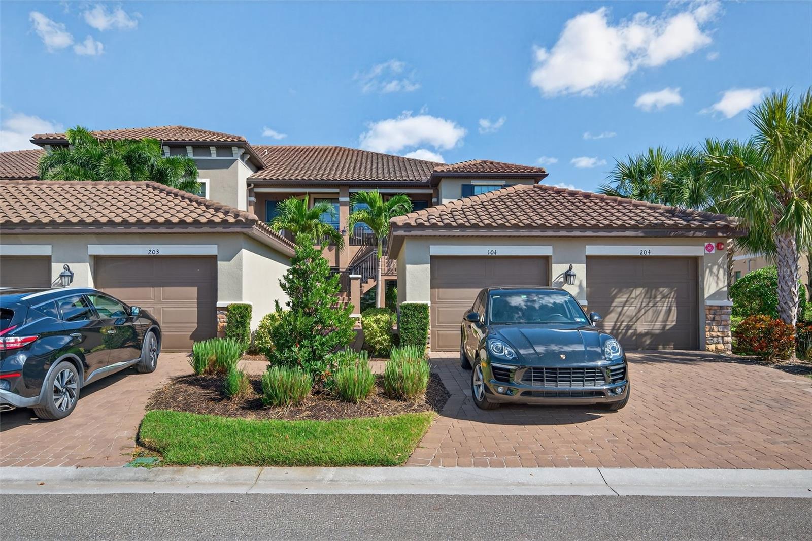 ESPLANADE GOLF AND COUNTRY CLUB - Residential