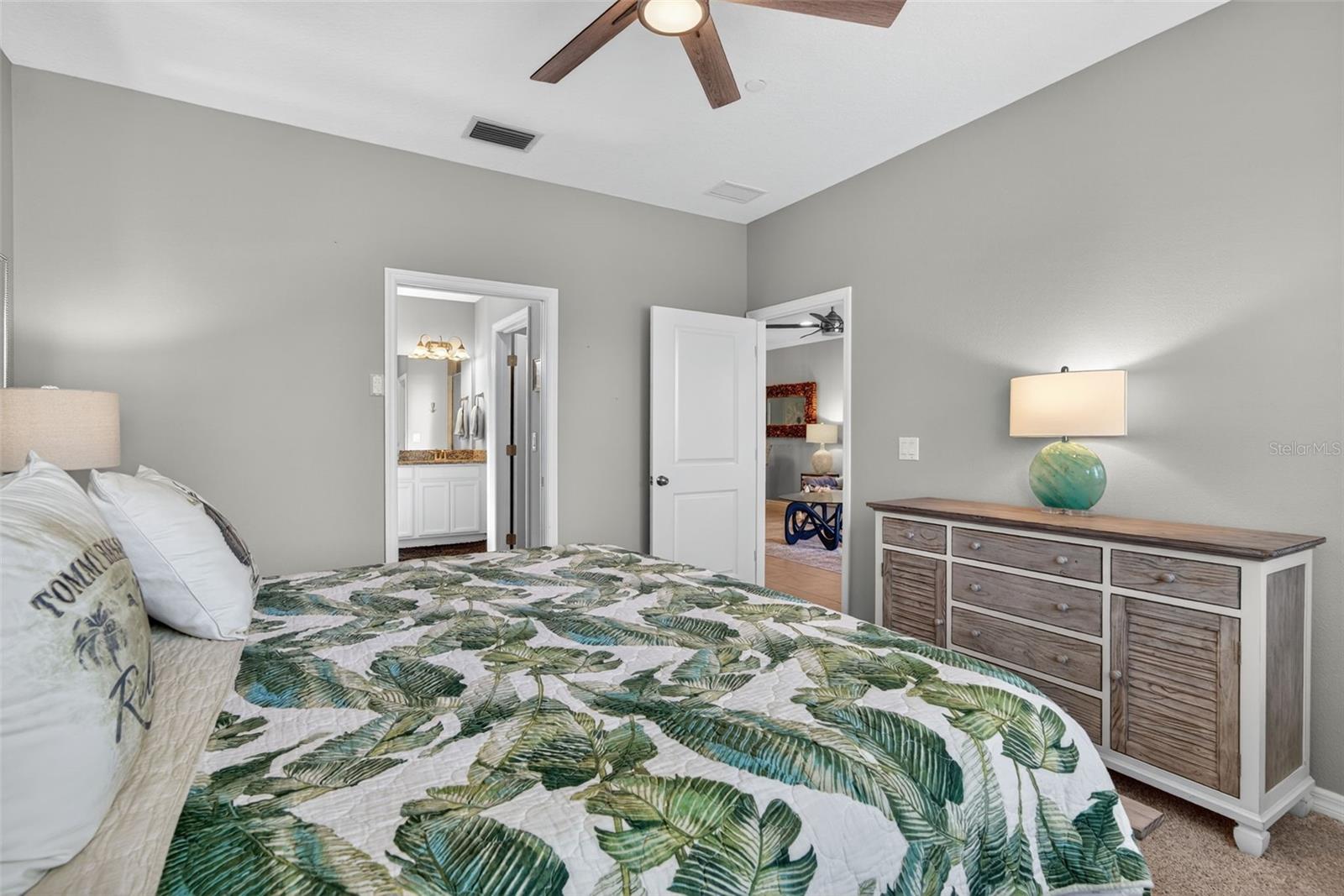 ESPLANADE GOLF AND COUNTRY CLUB - Residential