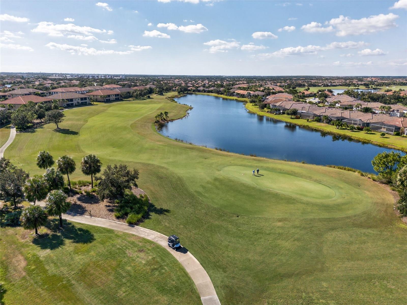 ESPLANADE GOLF AND COUNTRY CLUB - Residential