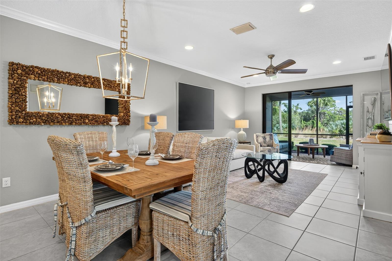 ESPLANADE GOLF AND COUNTRY CLUB - Residential