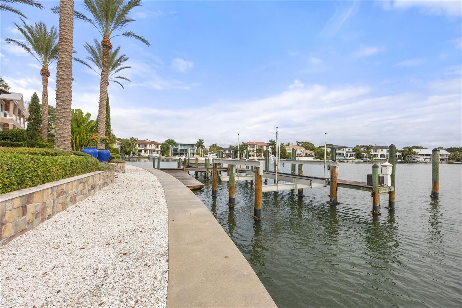 HARBOR ACRES - Residential