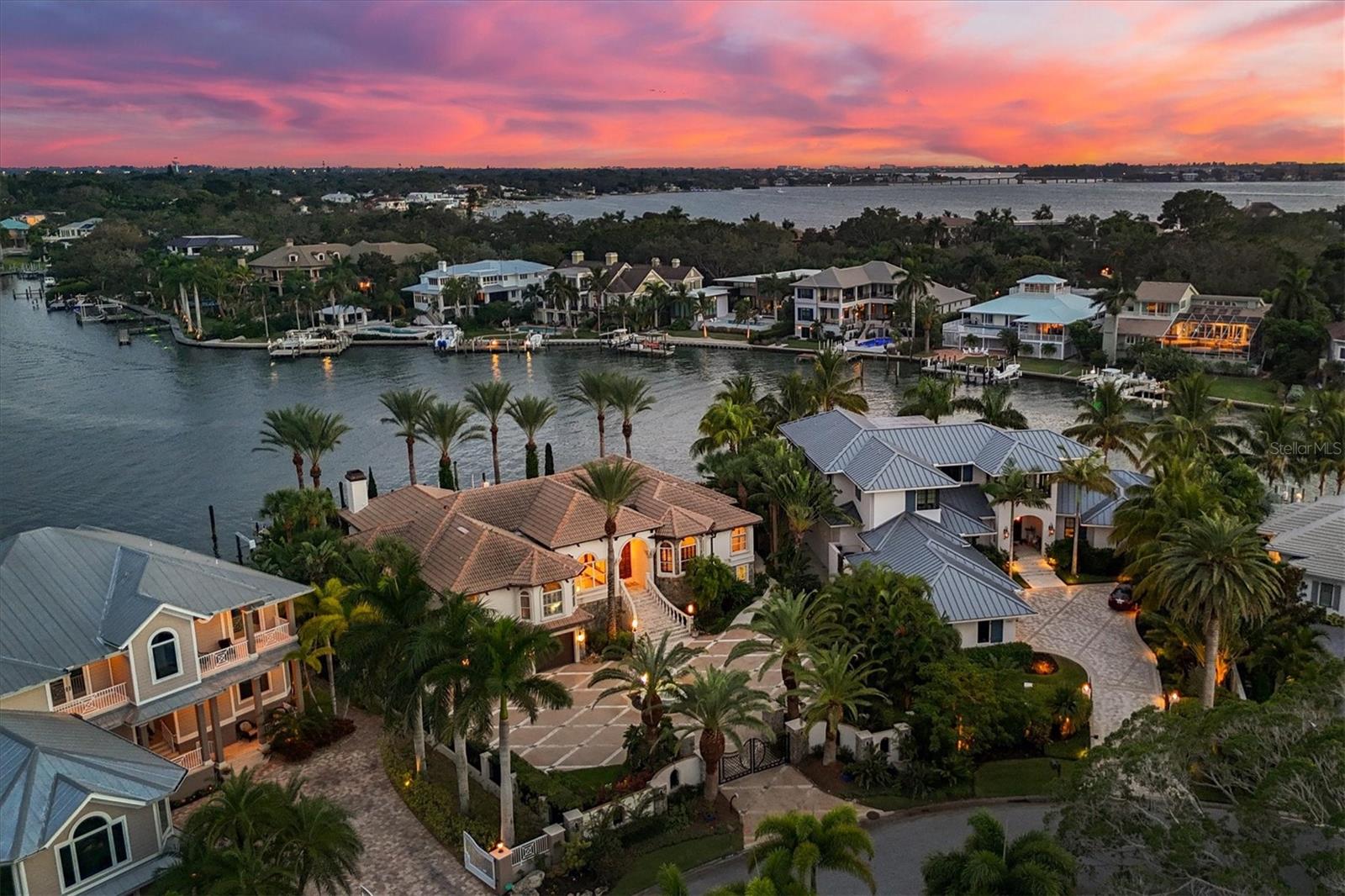 HARBOR ACRES - Residential