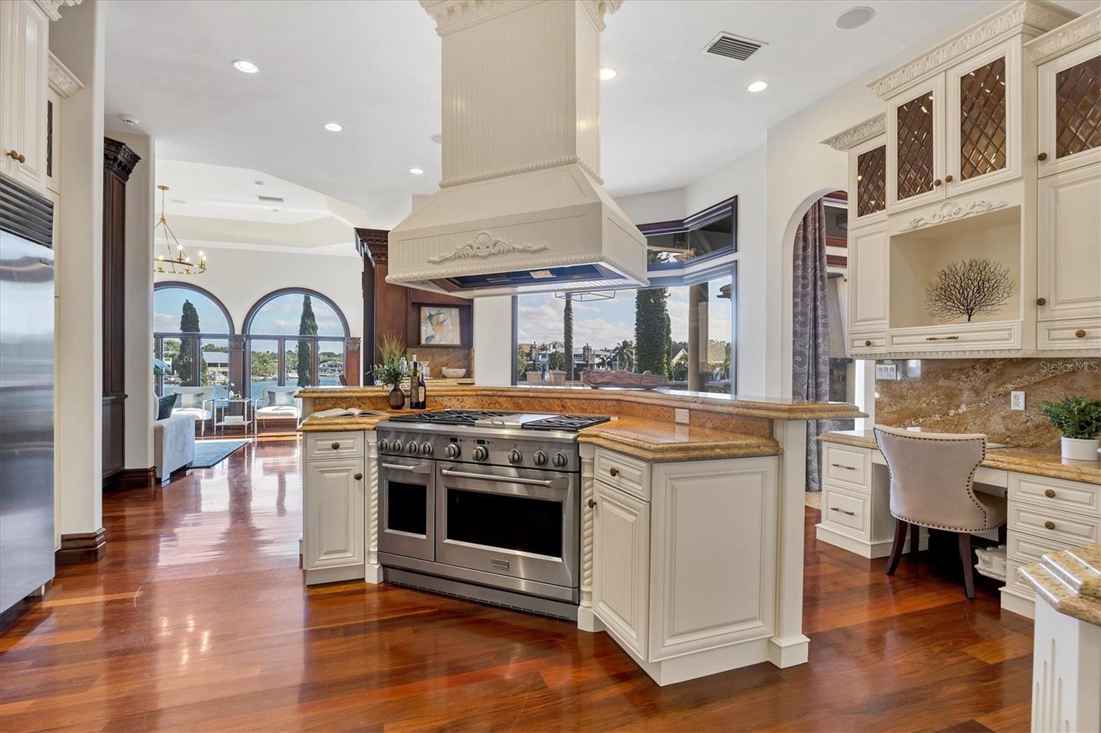 HARBOR ACRES - Residential