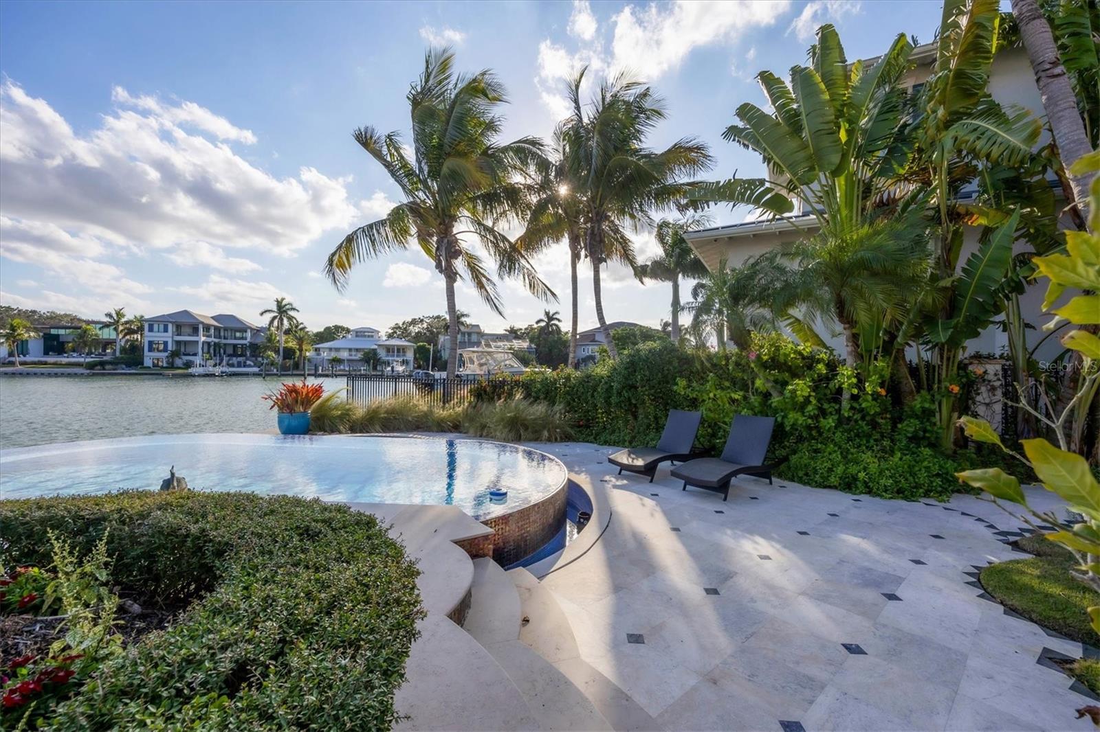 HARBOR ACRES - Residential