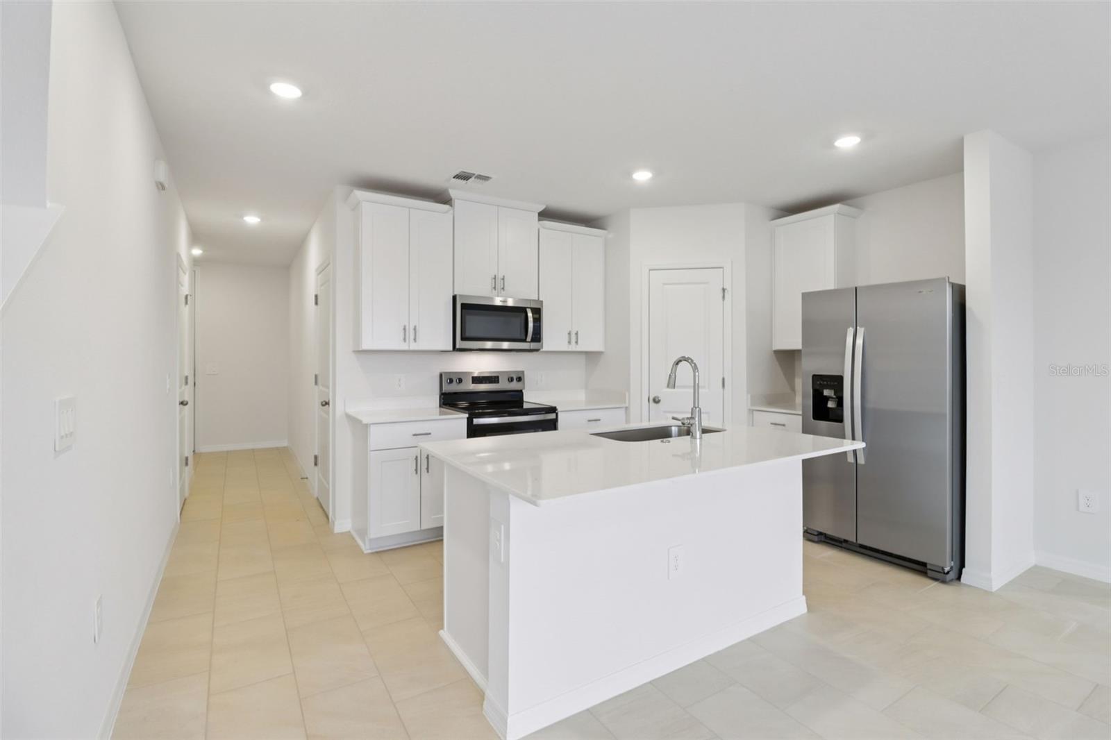 THE RESERVE AT HAMMOCK OAKS - Residential