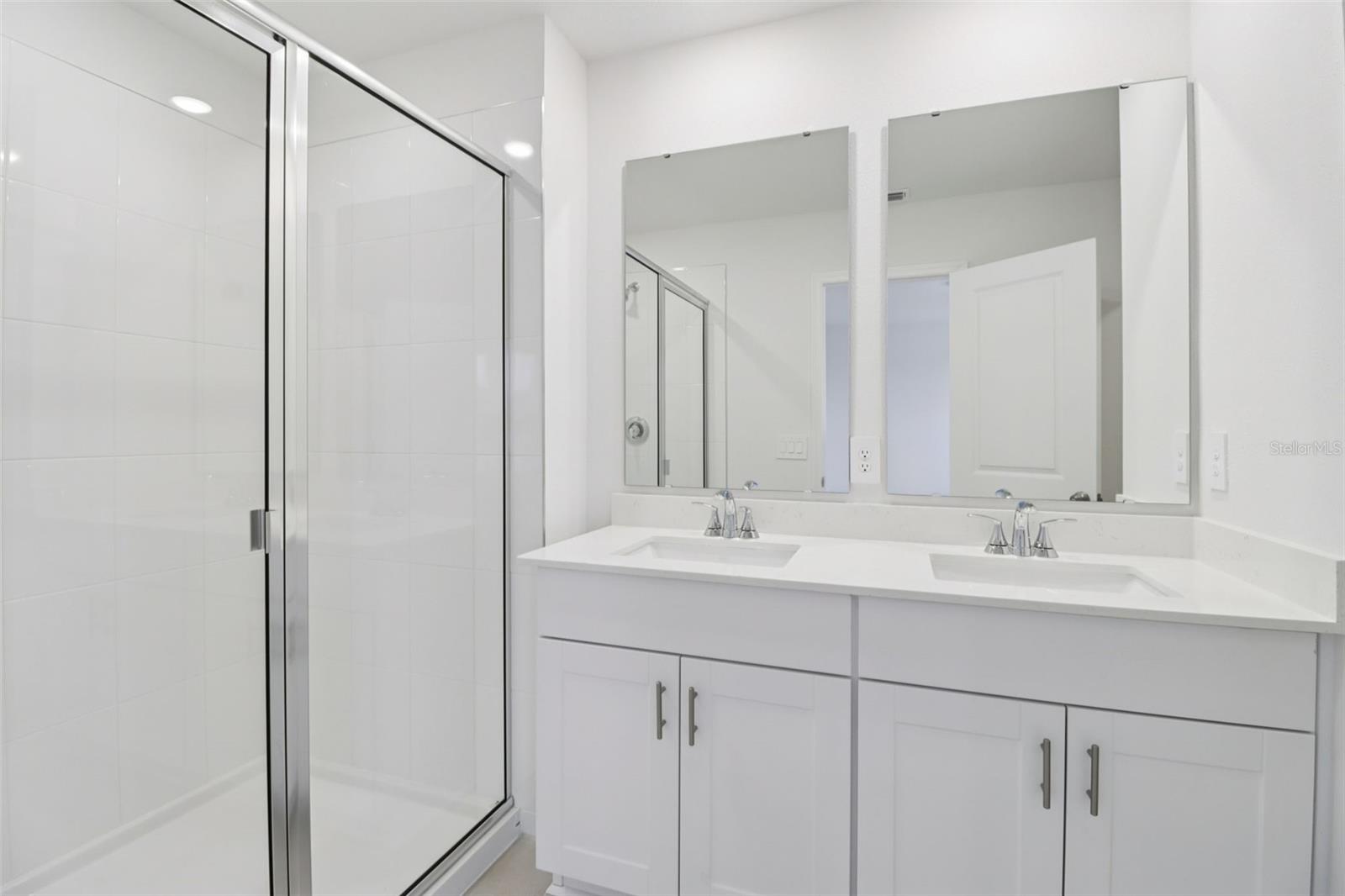 THE RESERVE AT HAMMOCK OAKS - Residential