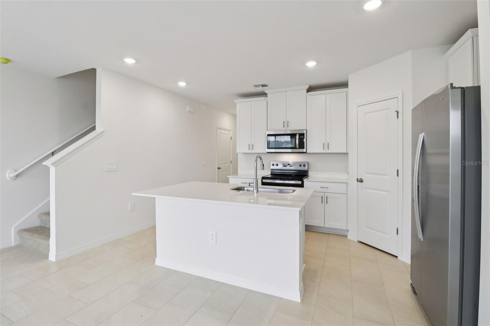 THE RESERVE AT HAMMOCK OAKS - Residential