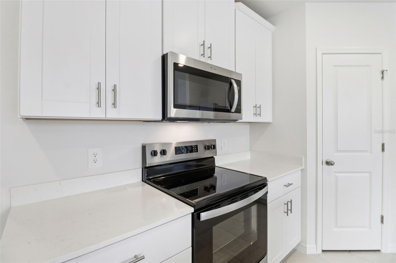 THE RESERVE AT HAMMOCK OAKS - Residential