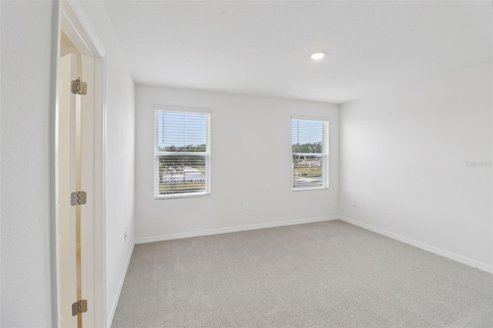 THE RESERVE AT HAMMOCK OAKS - Residential