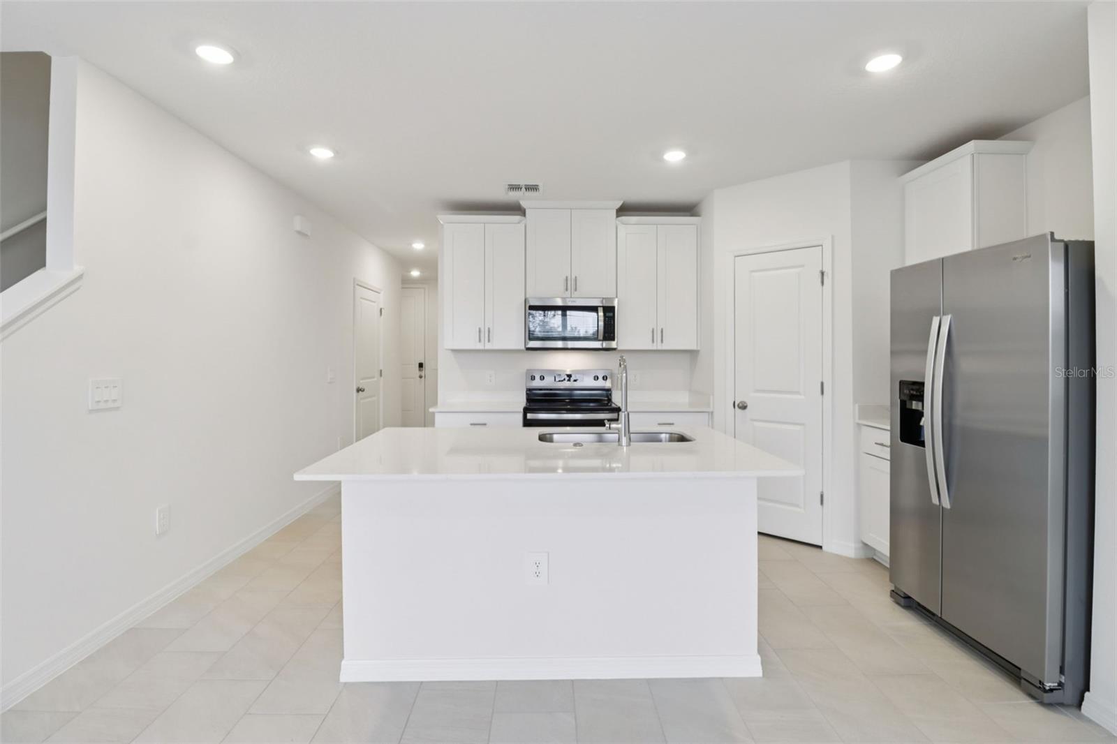 THE RESERVE AT HAMMOCK OAKS - Residential