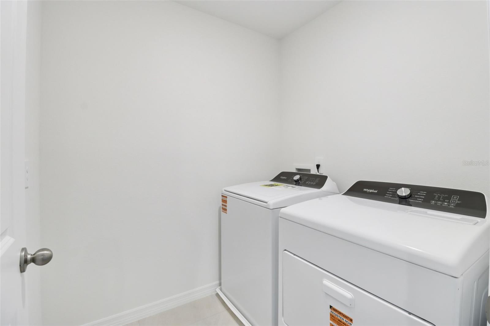 THE RESERVE AT HAMMOCK OAKS - Residential