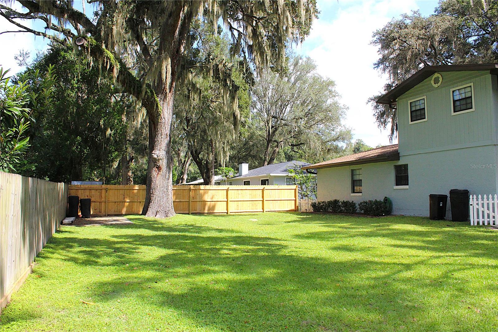 JASONS LNDG - Residential