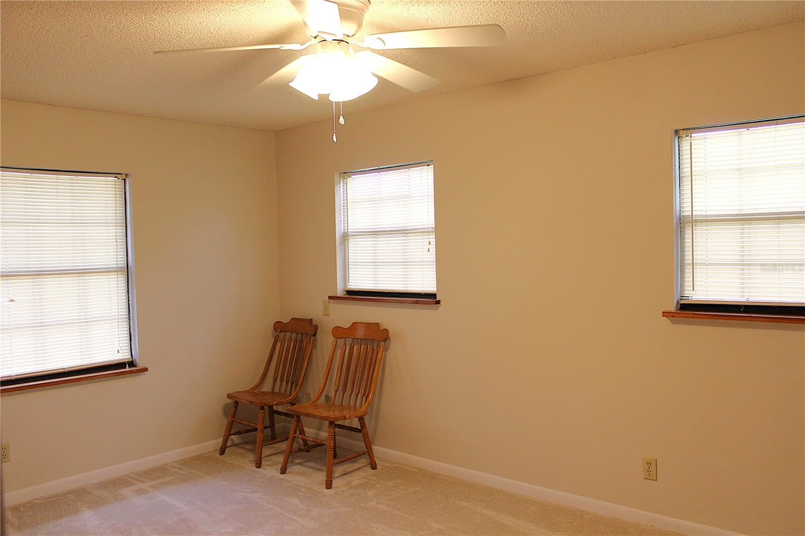 JASONS LNDG - Residential