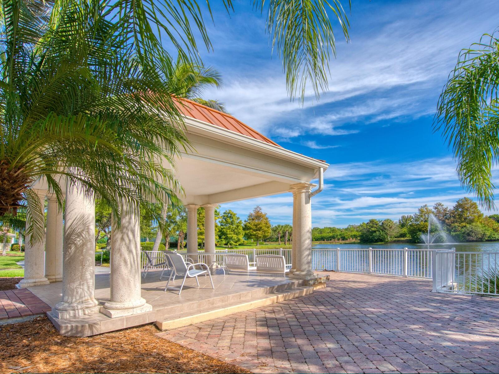 VILLAGEWALK - Residential