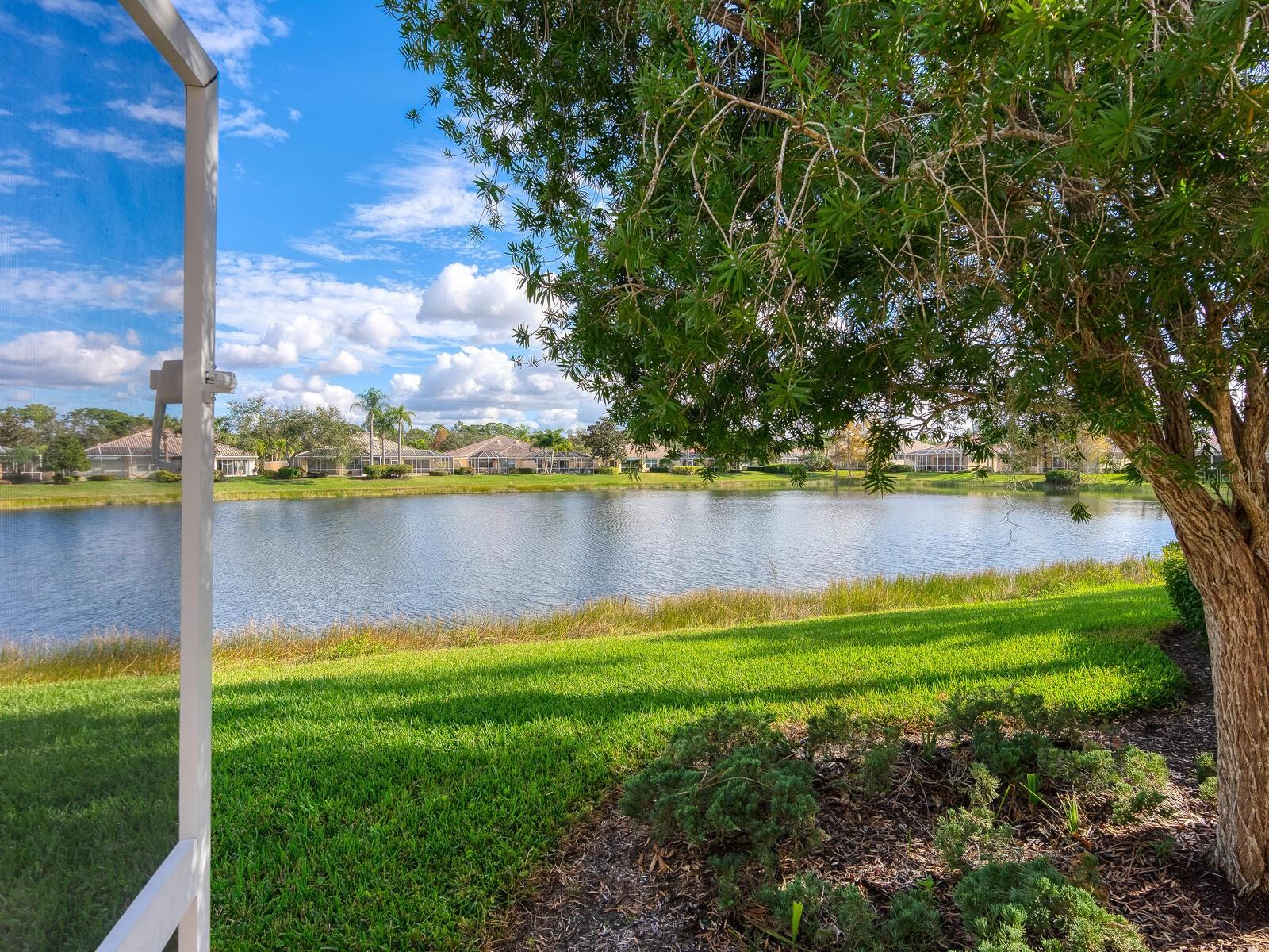 VILLAGEWALK - Residential