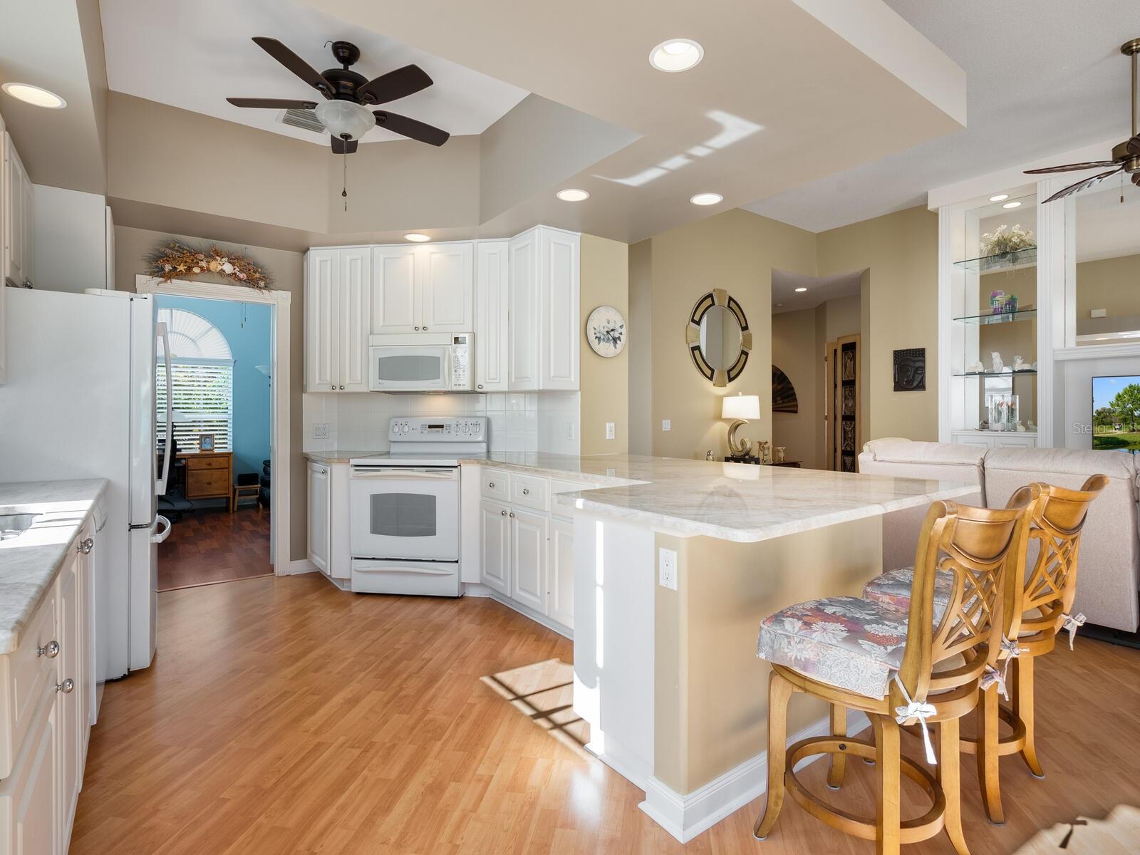 VILLAGEWALK - Residential