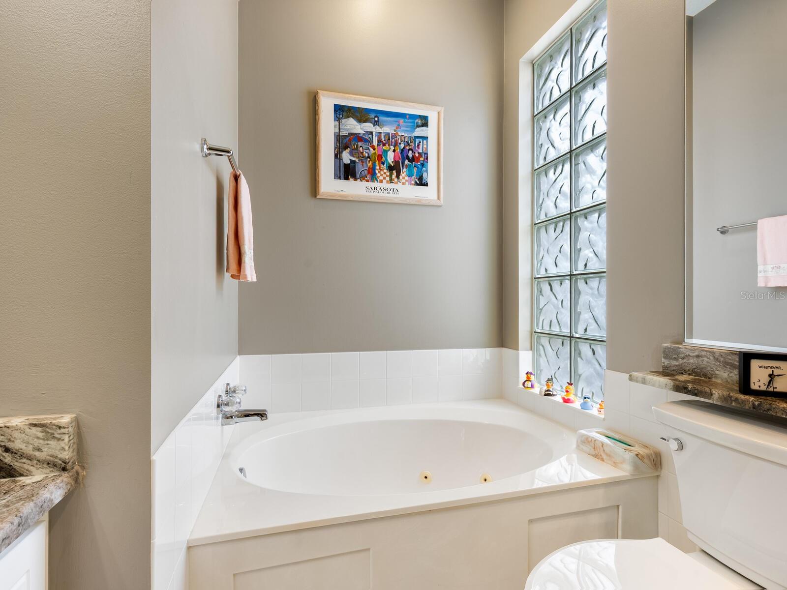 VILLAGEWALK - Residential