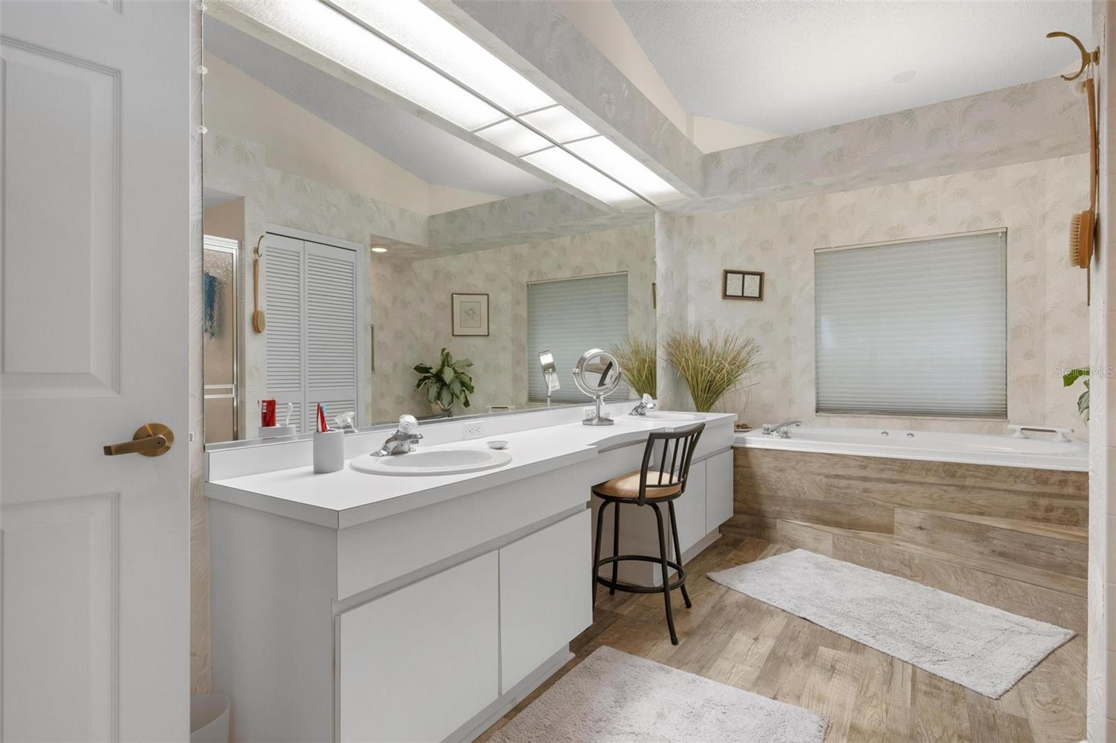 WOODBRIDGE ESTATES - Residential