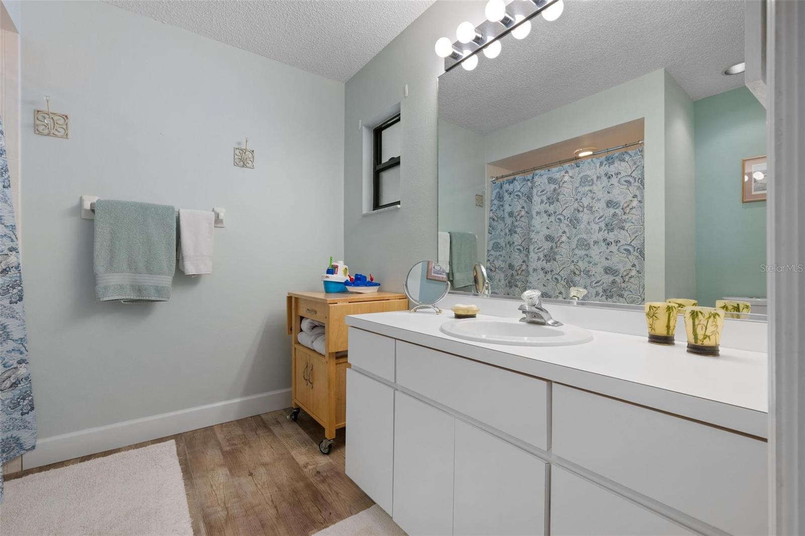 WOODBRIDGE ESTATES - Residential