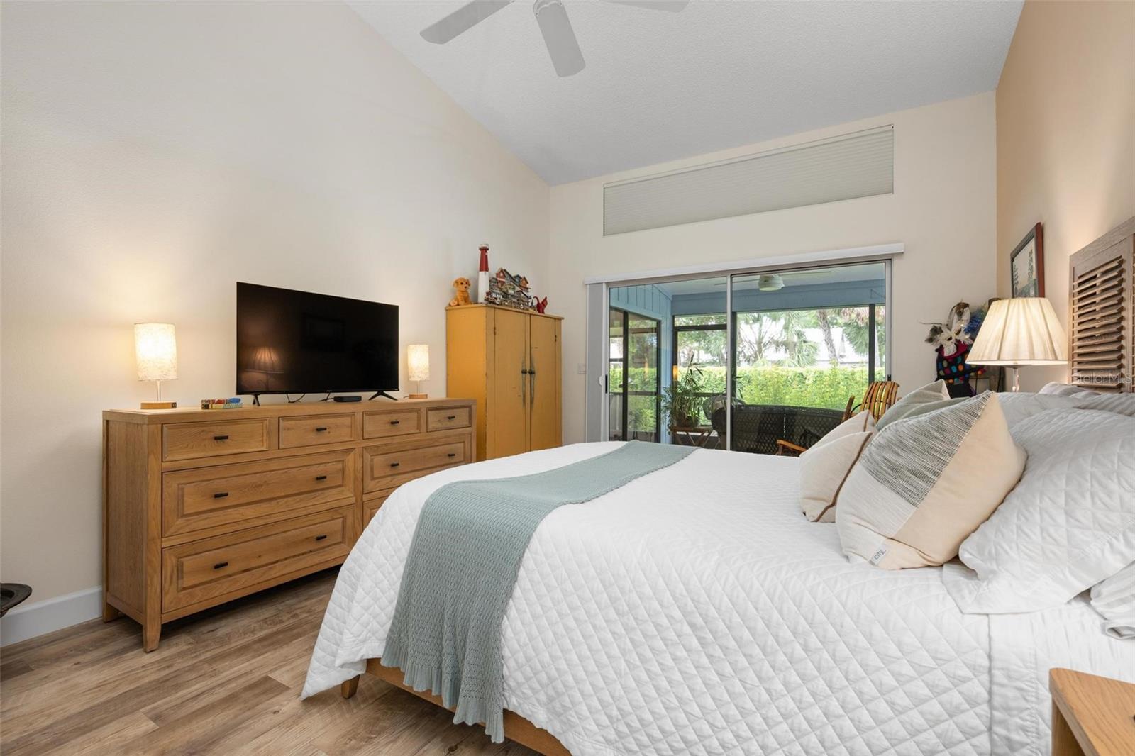 WOODBRIDGE ESTATES - Residential