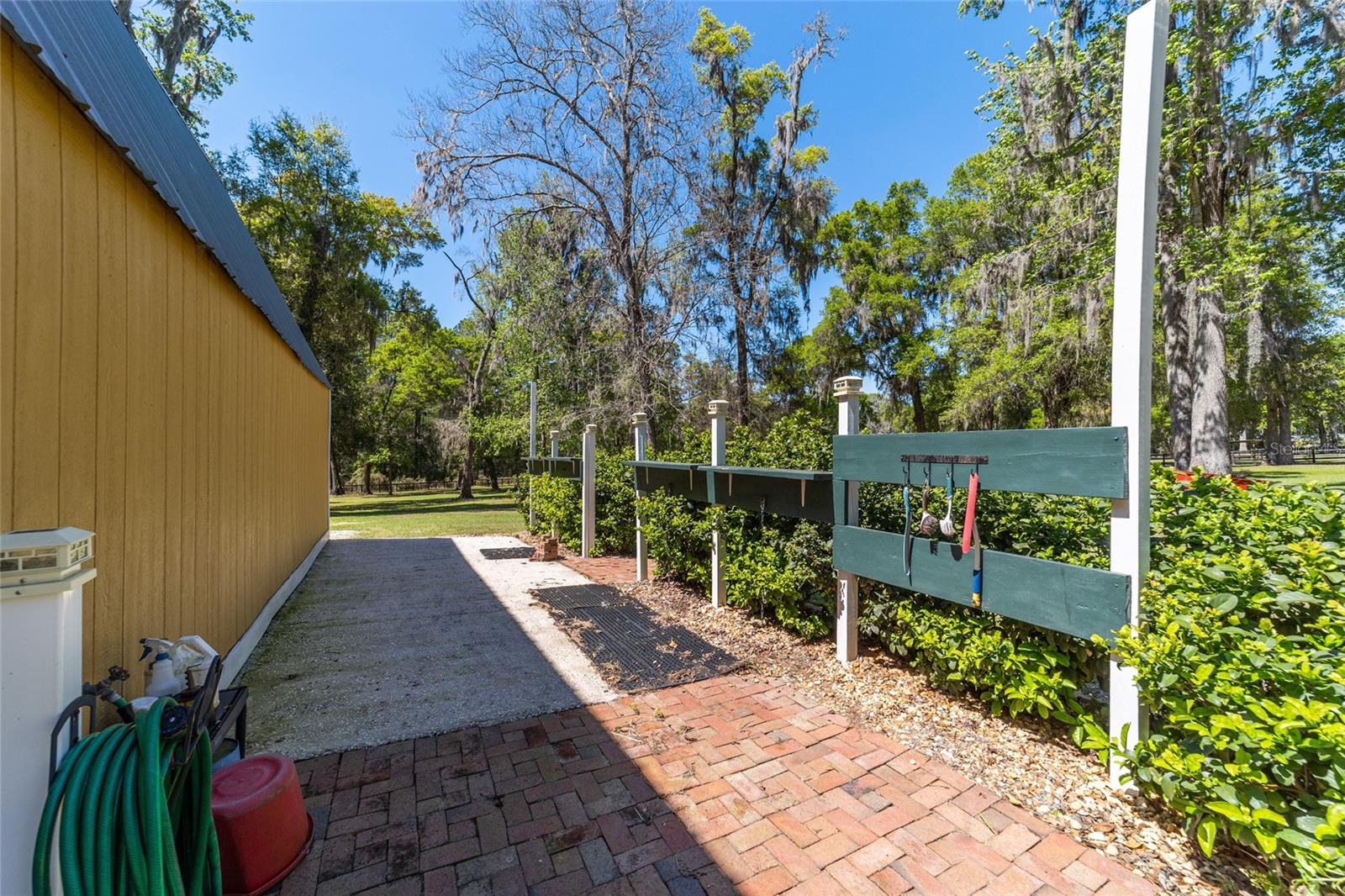 SHADY ROAD RANCHES - Residential