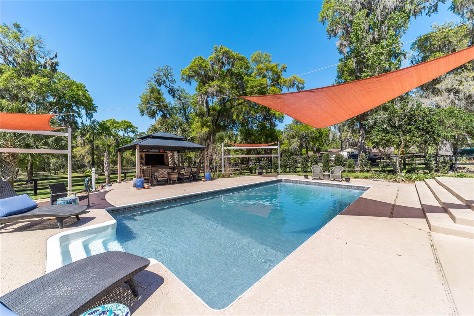 SHADY ROAD RANCHES - Residential