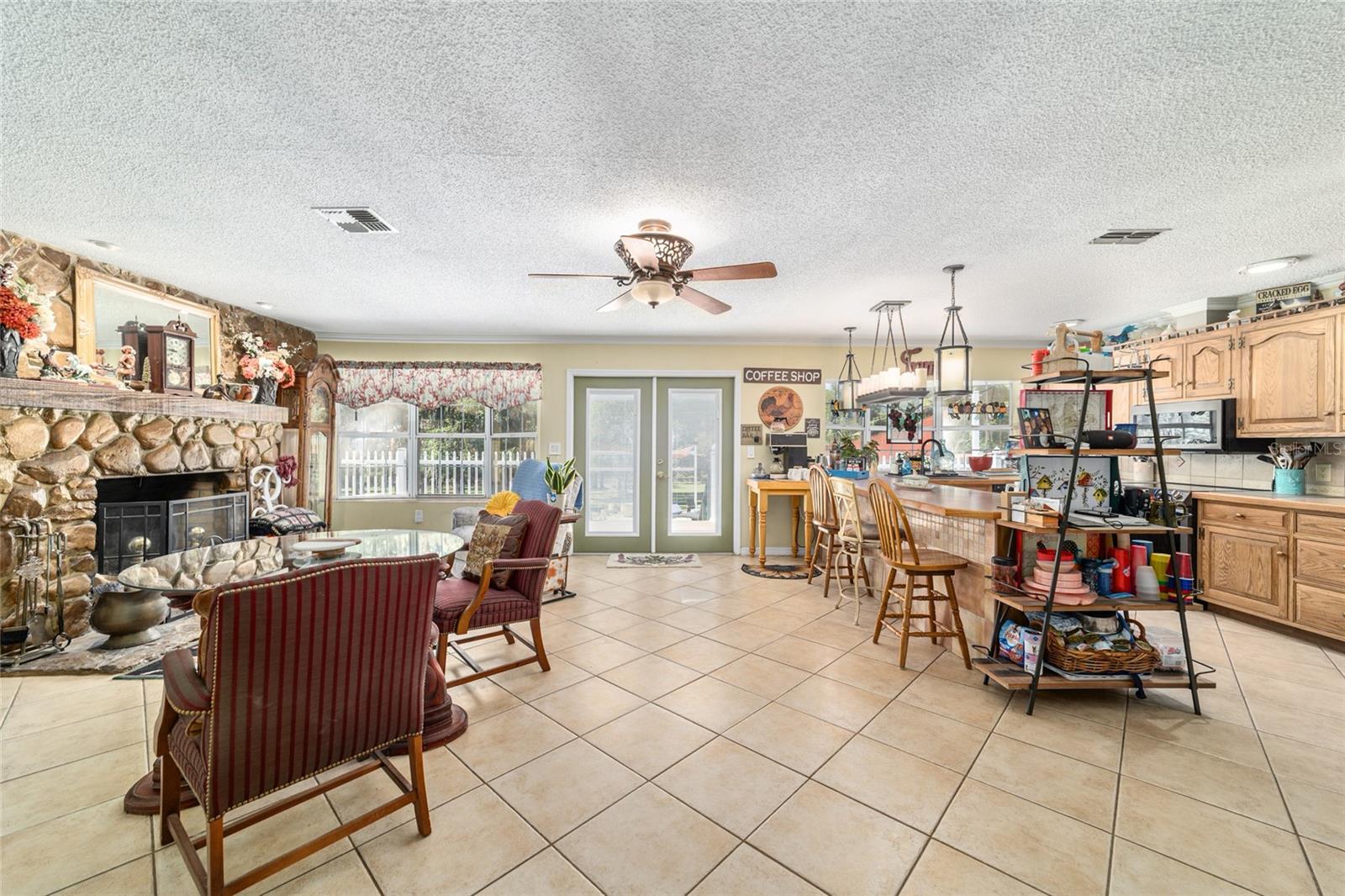 SHADY ROAD RANCHES - Residential