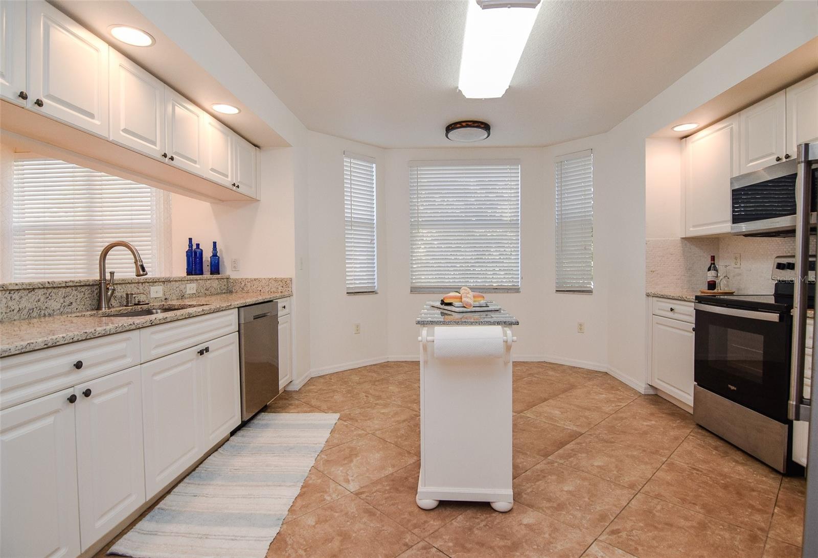 960 STARKEY ROAD 3106