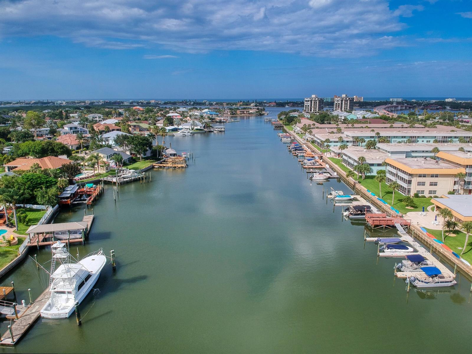 Flores Del Rio Condo - Residential