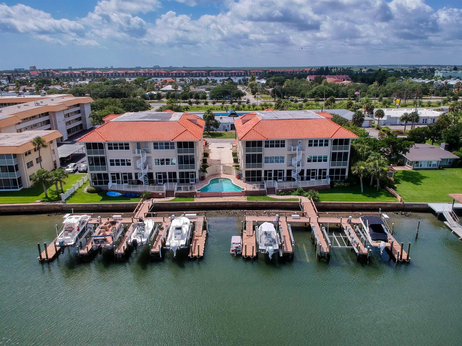 Flores Del Rio Condo - Residential