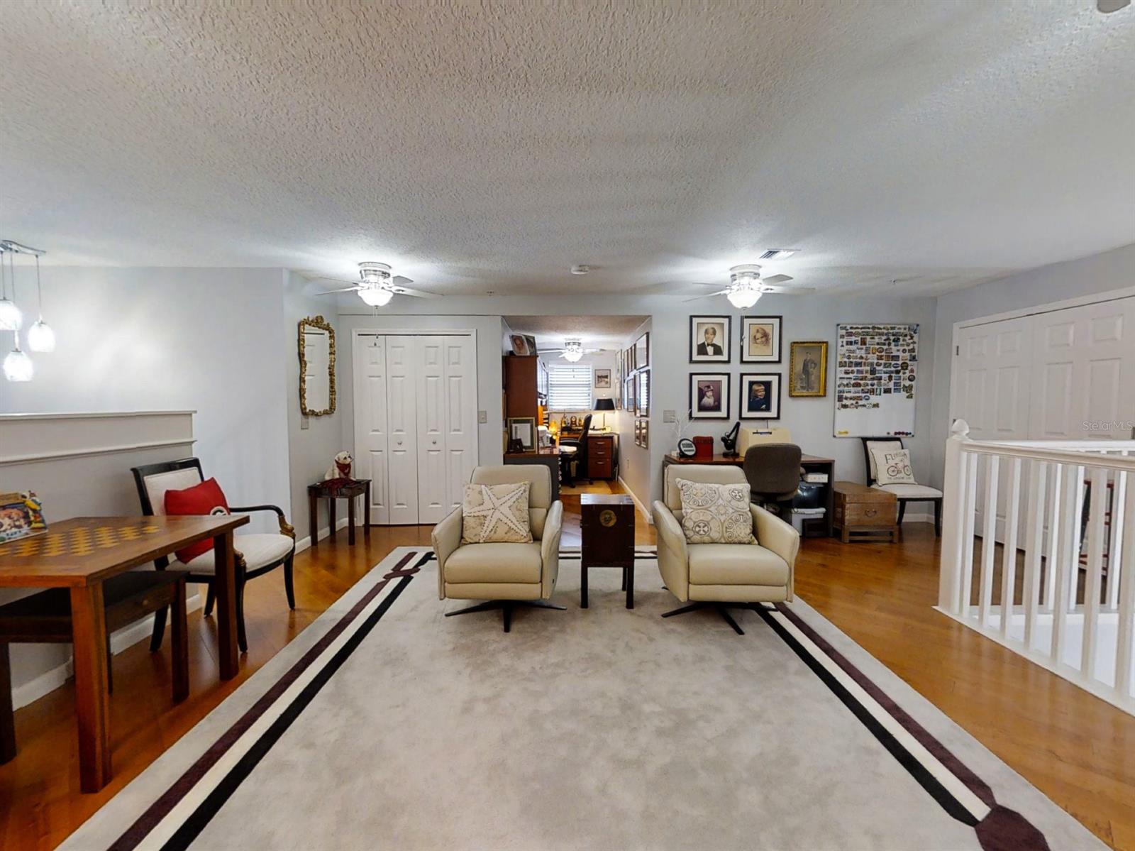 Flores Del Rio Condo - Residential