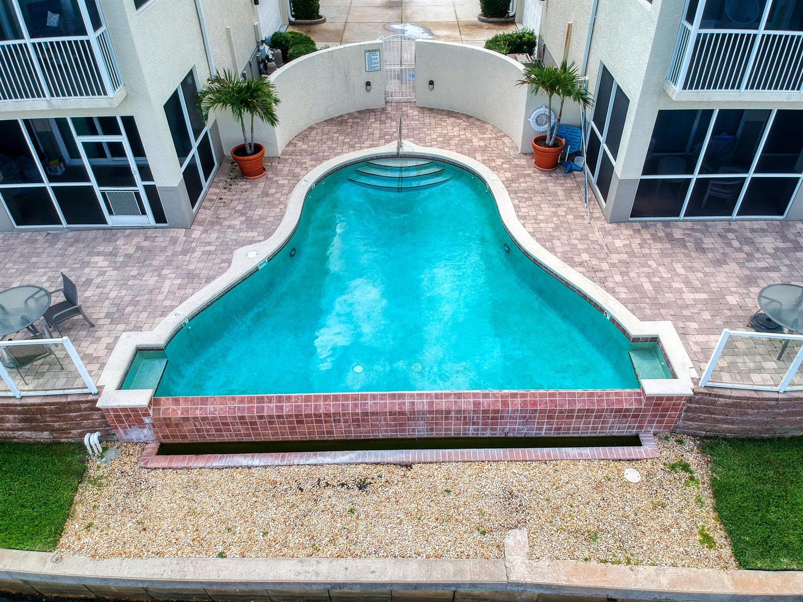 Flores Del Rio Condo - Residential