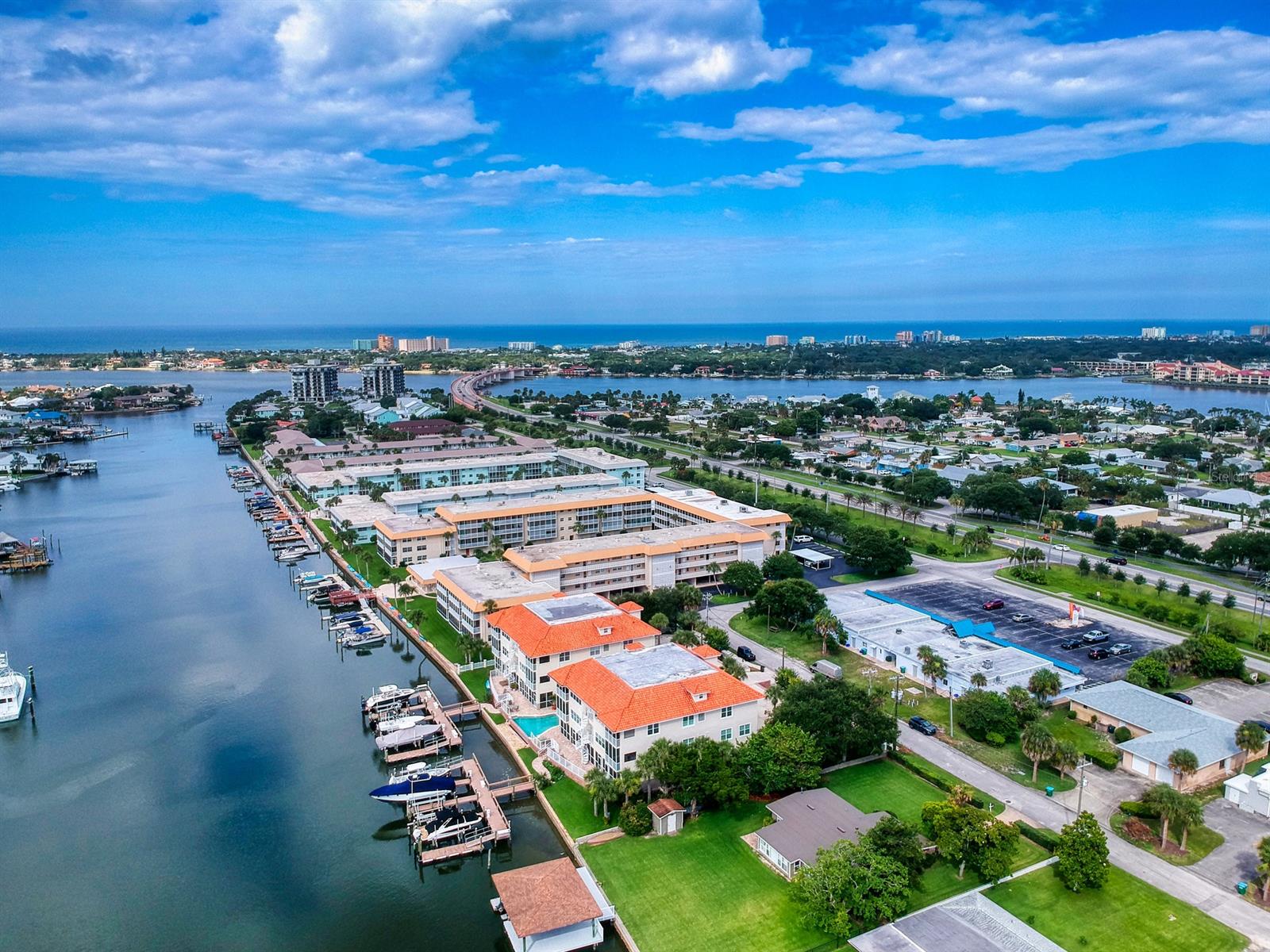 Flores Del Rio Condo - Residential