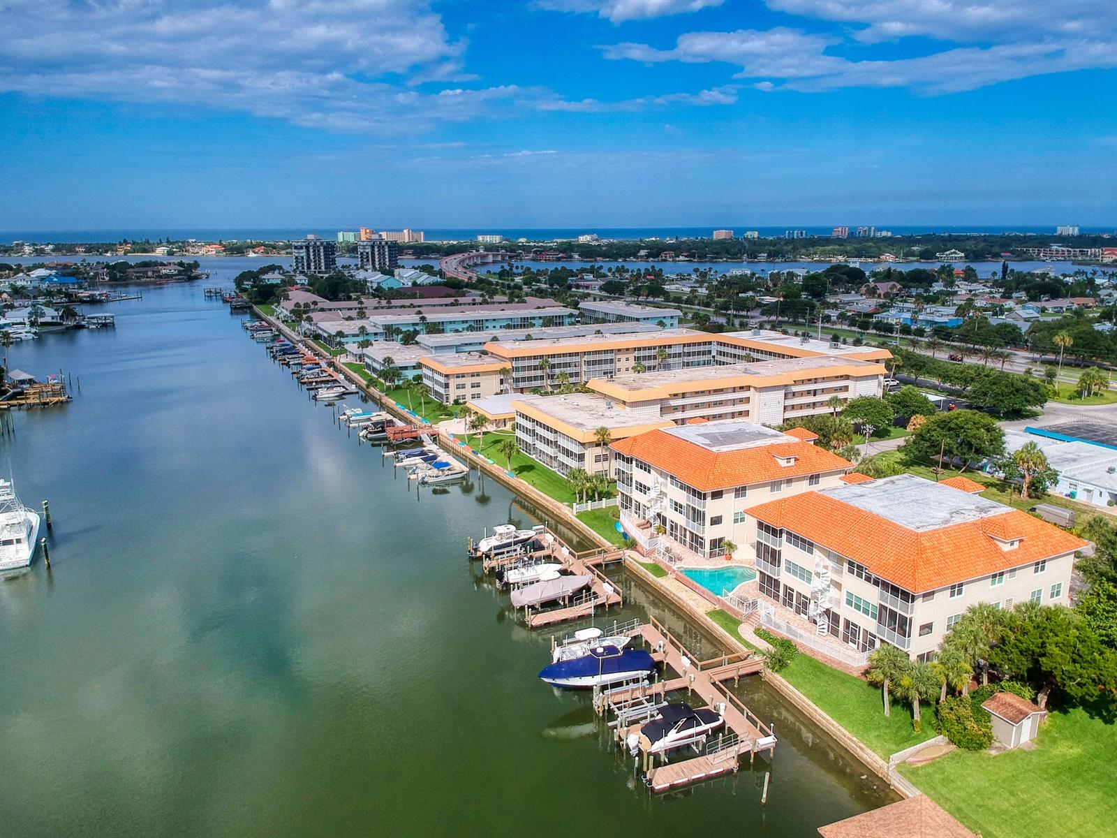 Flores Del Rio Condo - Residential