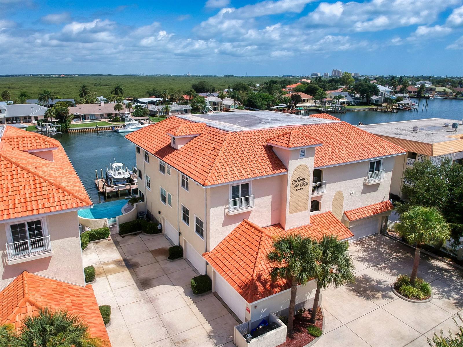 Flores Del Rio Condo - Residential