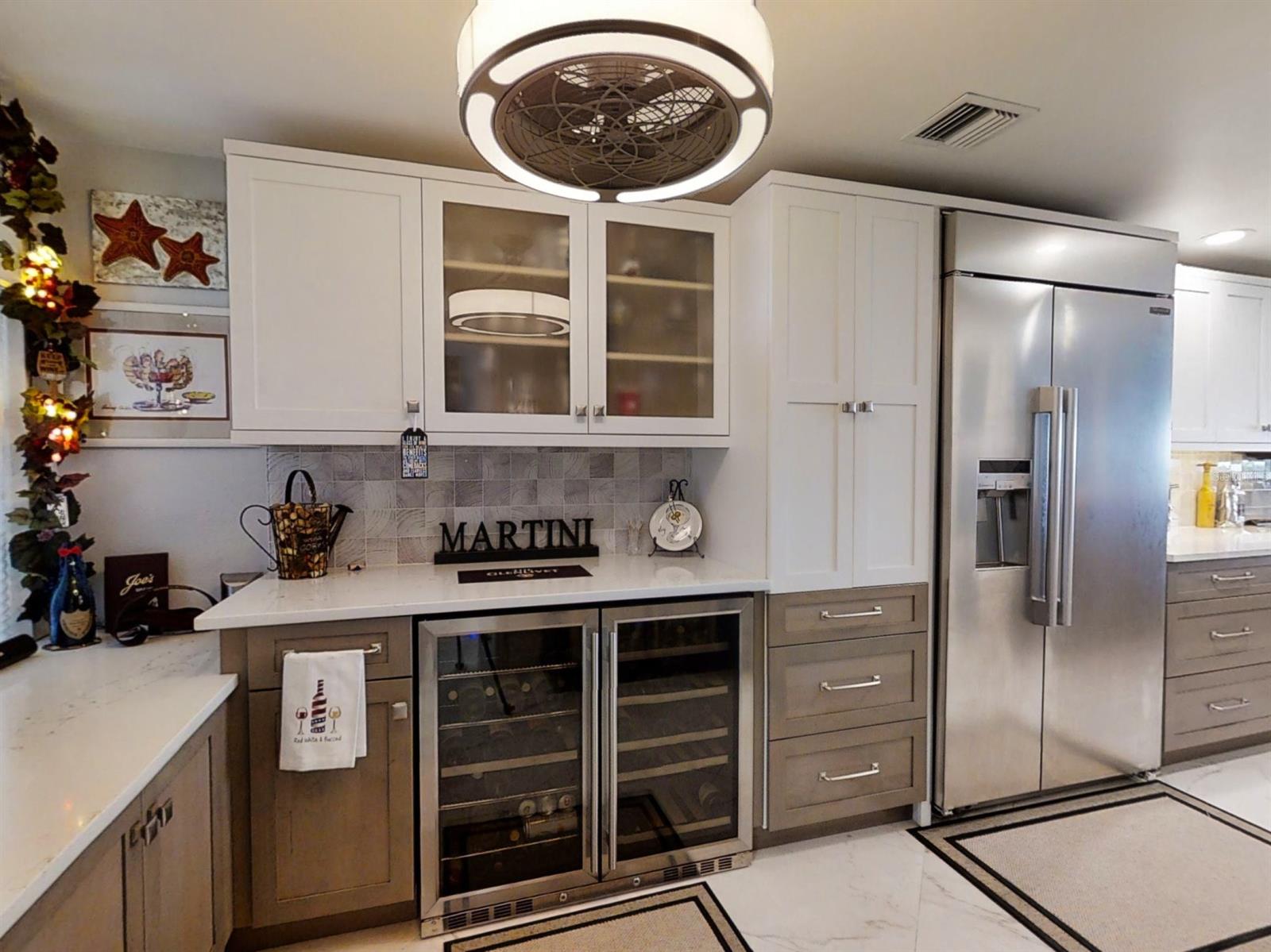 Flores Del Rio Condo - Residential