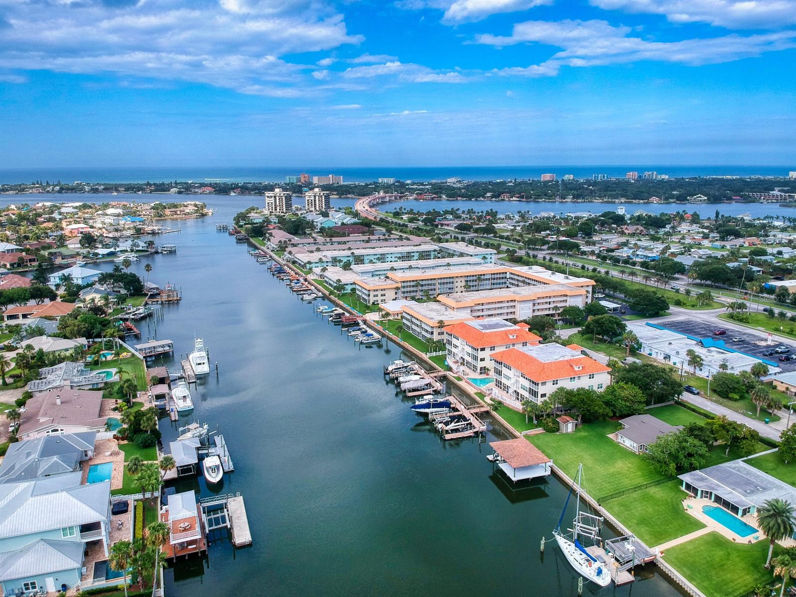 Flores Del Rio Condo - Residential