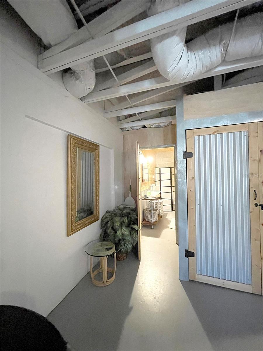 1600 - GULF GATE UNIT 02 - Residential Lease