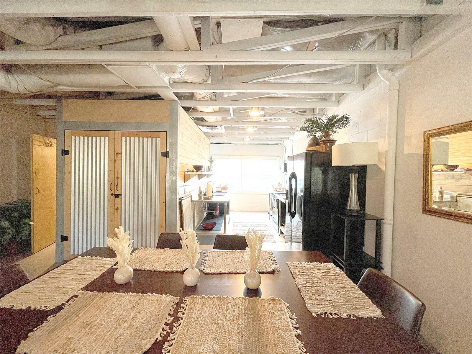 1600 - GULF GATE UNIT 02 - Residential Lease