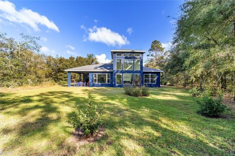 A home in DUNNELLON