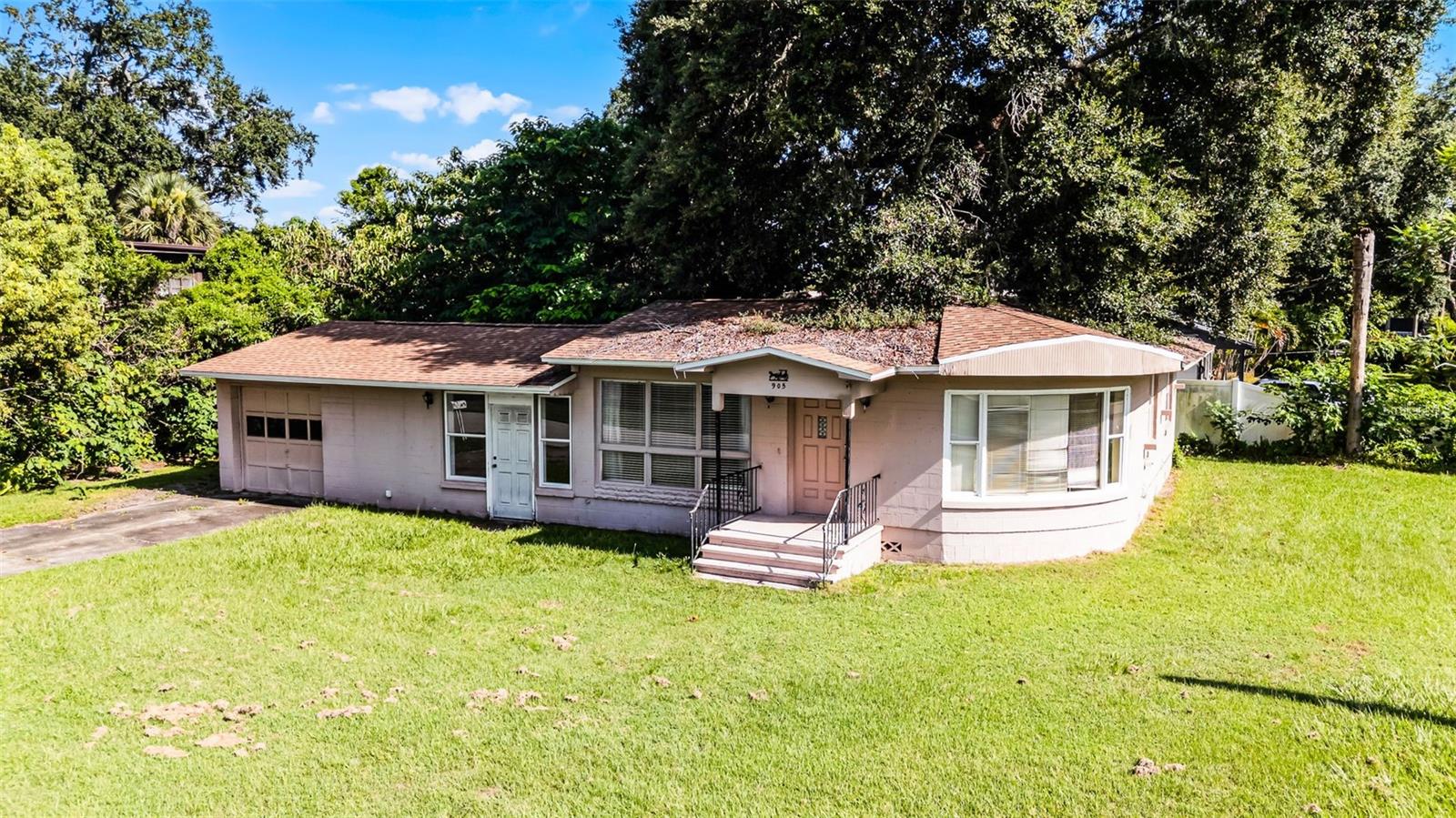 Opportunity knocks in one of Orlando’s most desirable College Park neighborhoods! Located just steps from the scenic Dubsdread Golf Course, this property at 905 Dowd Ave offers the perfect canvas for your dream home or next investment project.
While the home requires a complete renovation, it already comes with a major upgrade in place — a new roof installed in 2020, and a new water heater in 2018. Whether you're a builder, investor, or homeowner looking to design a custom space, this property offers unbeatable location value and solid structural beginnings. Conveniently located next to I-4, dining, and major attractions, make this YOUR home or next investment today!