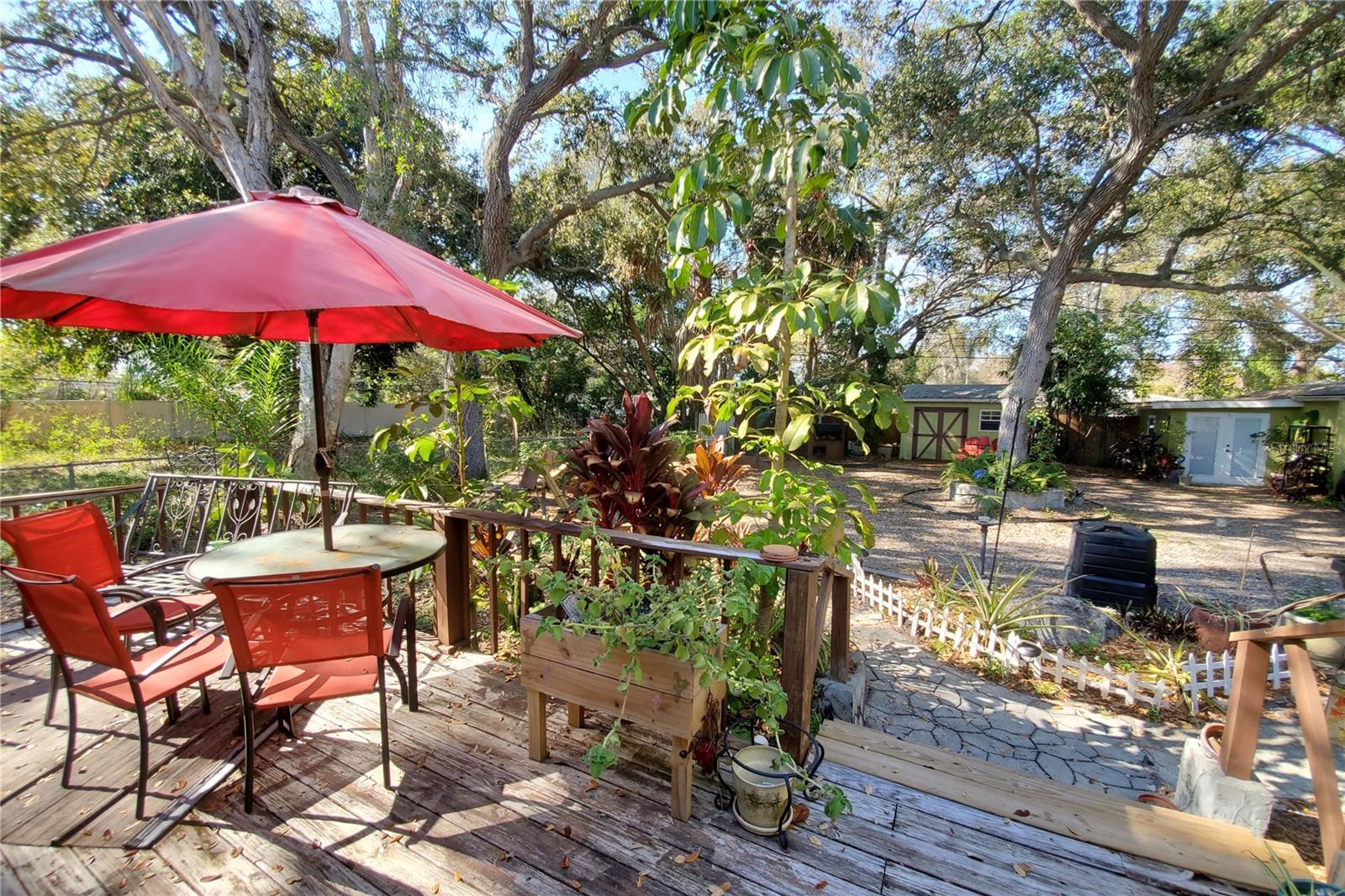 LAKEWOOD ESTATES SEC F - Residential Lease