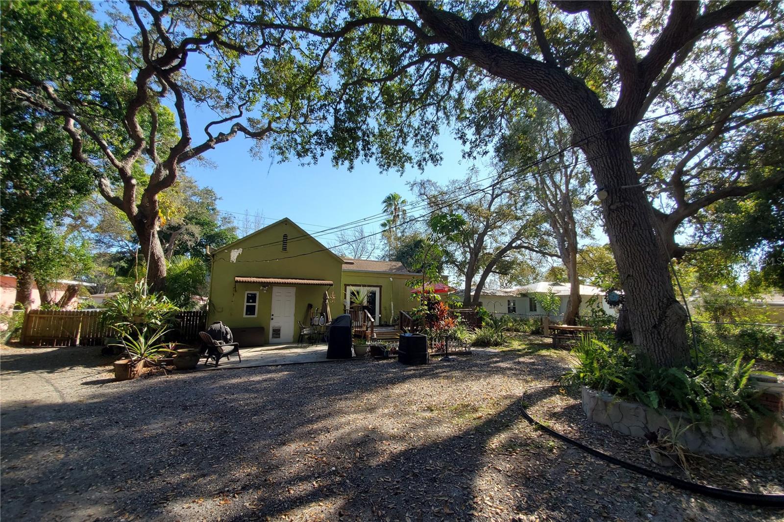 LAKEWOOD ESTATES SEC F - Residential Lease