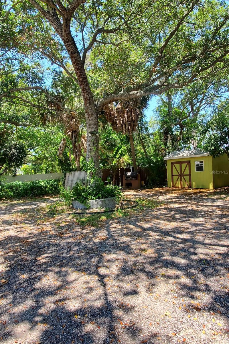 LAKEWOOD ESTATES SEC F - Residential Lease